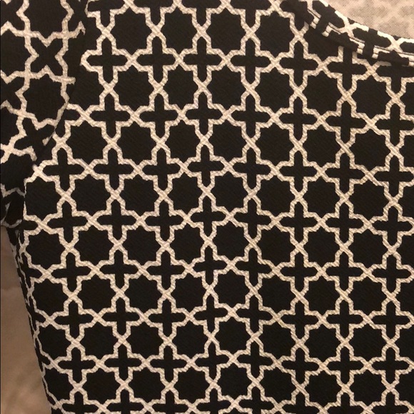 Lularoe Nicole - Picture 2 of 3